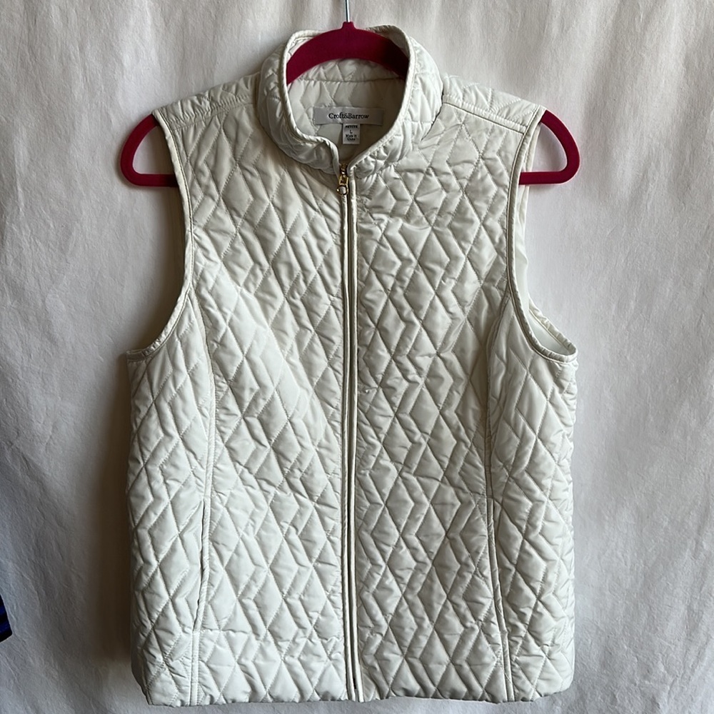 Croft & Barrow cream quilted lined vest, size PL